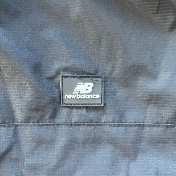 New Balance Windbreaker Jacket Men S Small Black Hooded Full Zip Ripstop Running - Picture 2 of 8